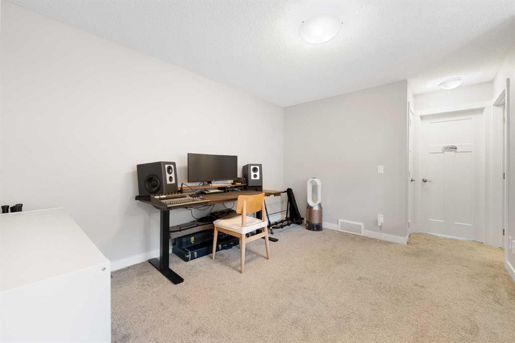 24 Seton Grove Se, Calgary, AB - Indoor Photo Showing Office