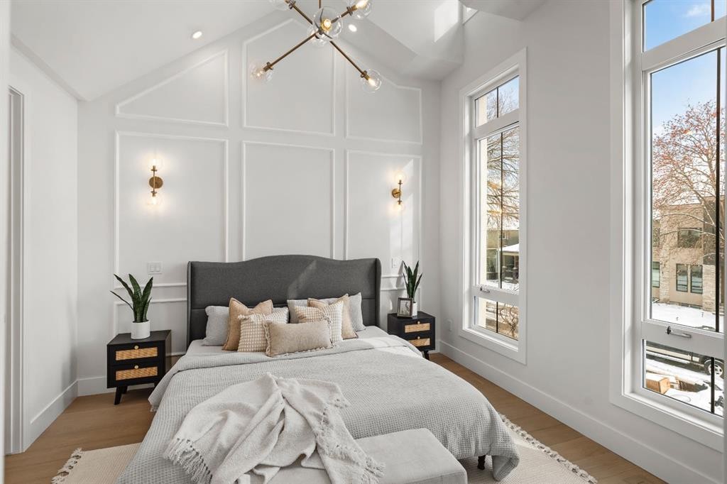 456 22 Avenue Nw, Calgary, AB - Indoor Photo Showing Bedroom