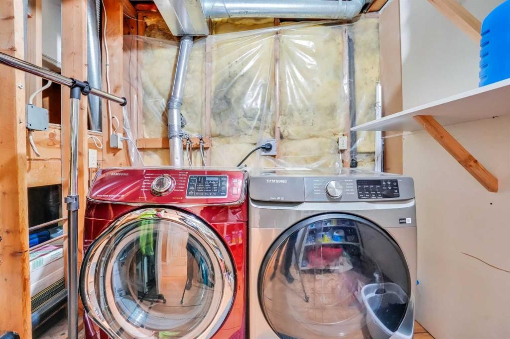 43 Falshire Close Ne, Calgary, AB - Indoor Photo Showing Laundry Room