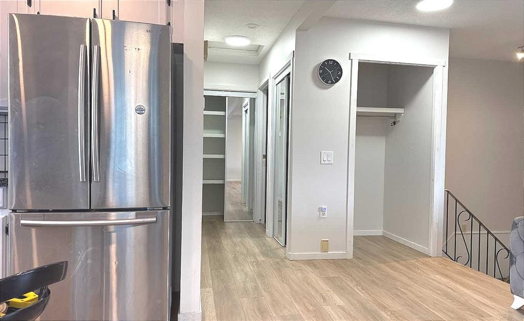 2715 41A Avenue Se, Calgary, AB - Indoor