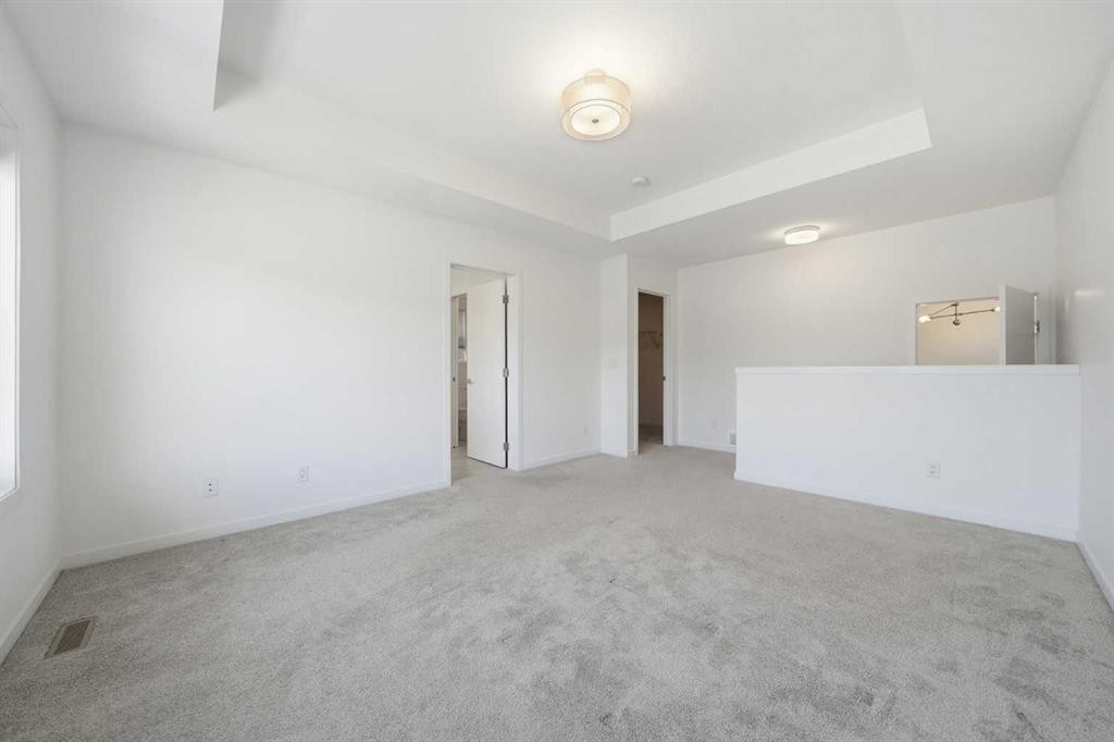 324 Copperhead Way Se, Calgary, AB