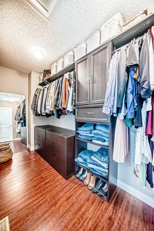 449 Sunset Link, Crossfield, AB - Indoor With Storage