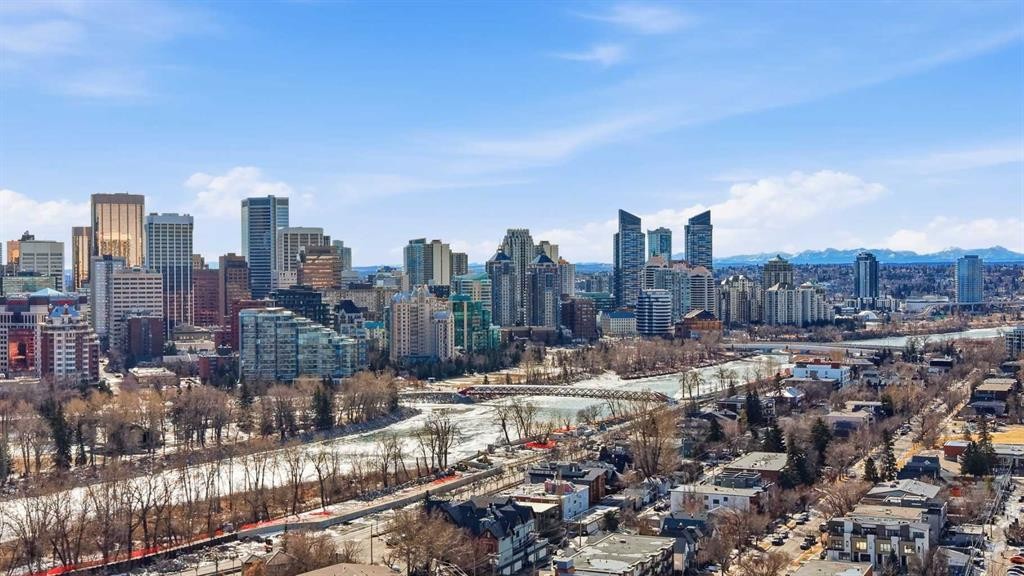 938 5A Street Nw, Calgary, AB - Outdoor With View