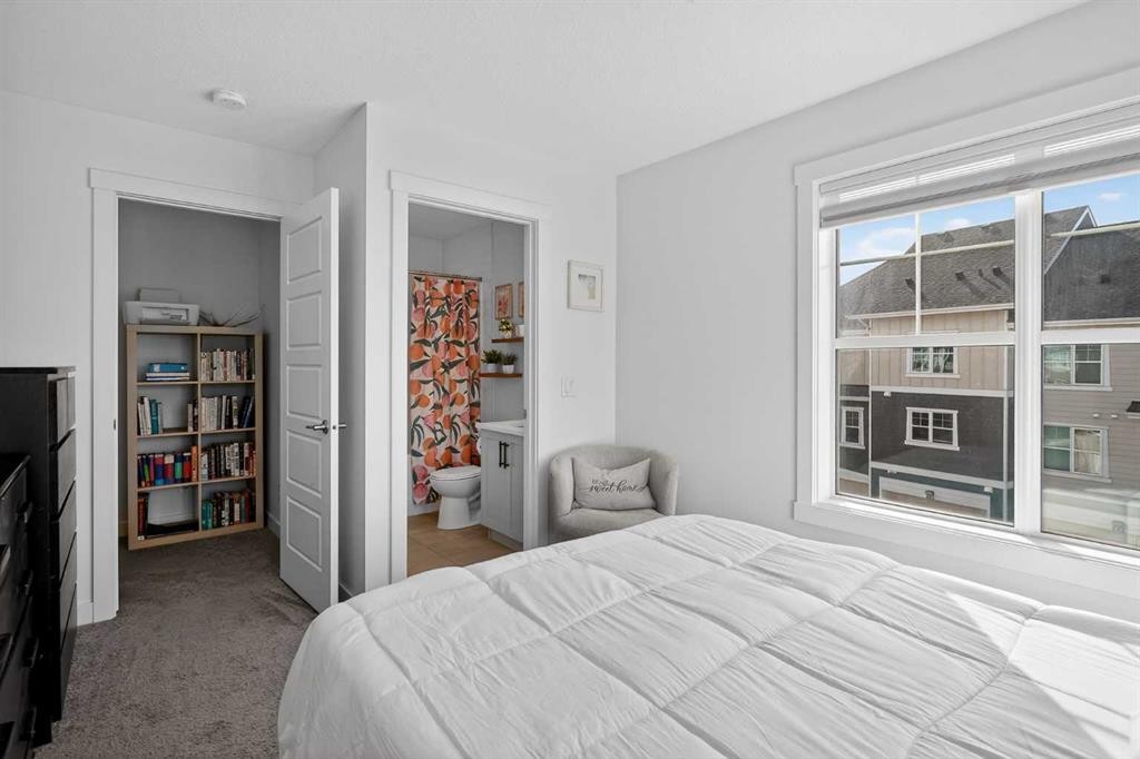 103 Cranbrook Walk Se, Calgary, AB - Indoor Photo Showing Bedroom