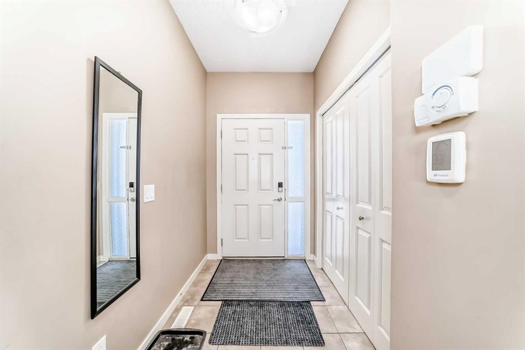 302 Auburn Crest Way Se, Calgary, AB - Indoor Photo Showing Other Room