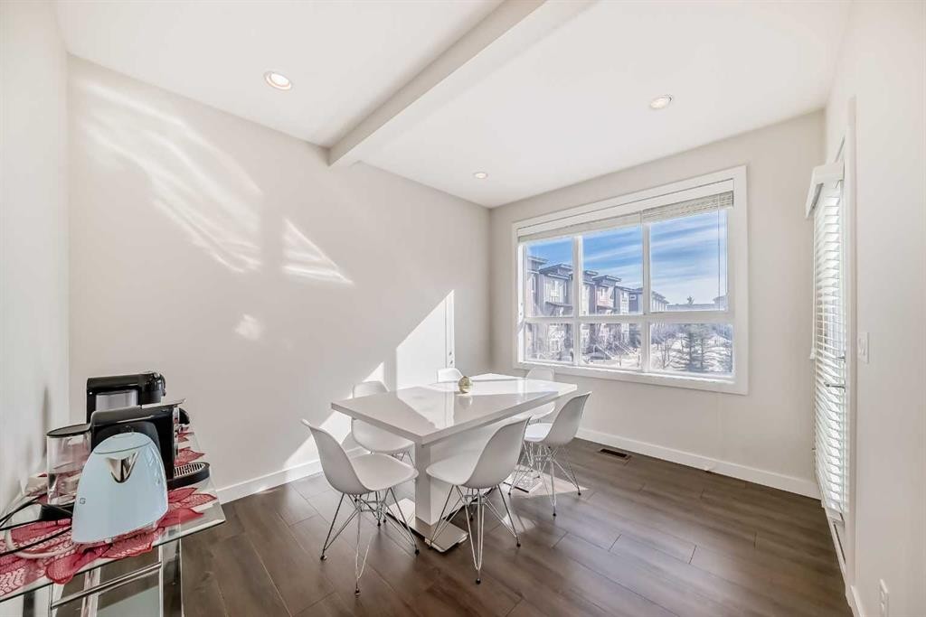 108 Walgrove Cove Se, Calgary, AB - Indoor Photo Showing Dining Room