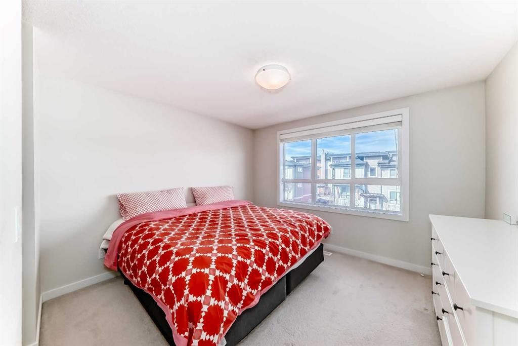 108 Walgrove Cove Se, Calgary, AB - Indoor Photo Showing Bedroom