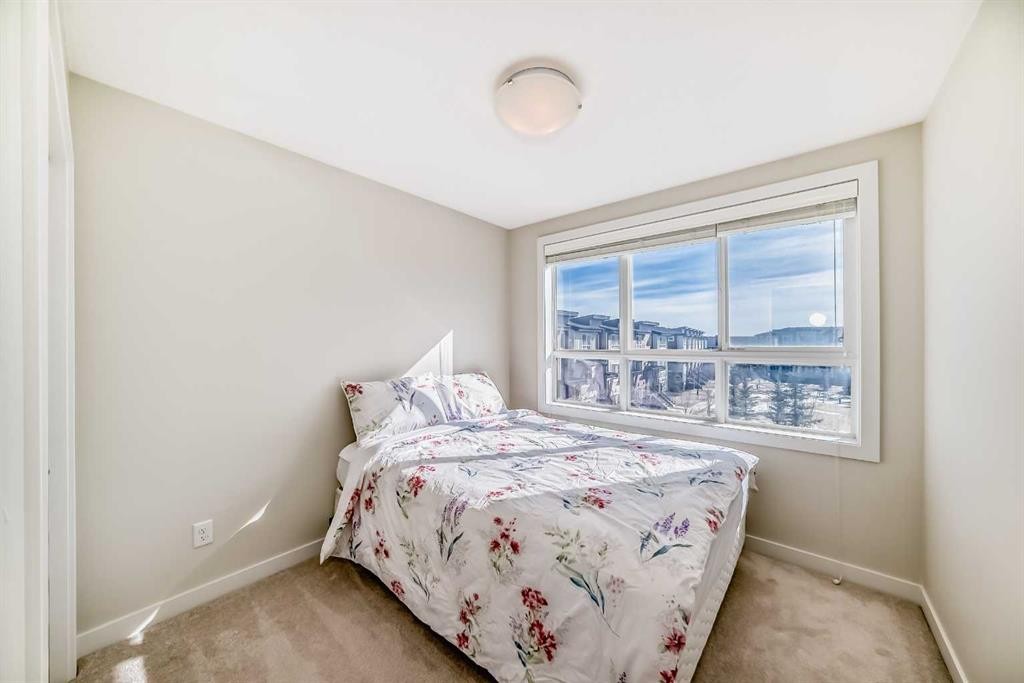 108 Walgrove Cove Se, Calgary, AB - Indoor Photo Showing Bedroom