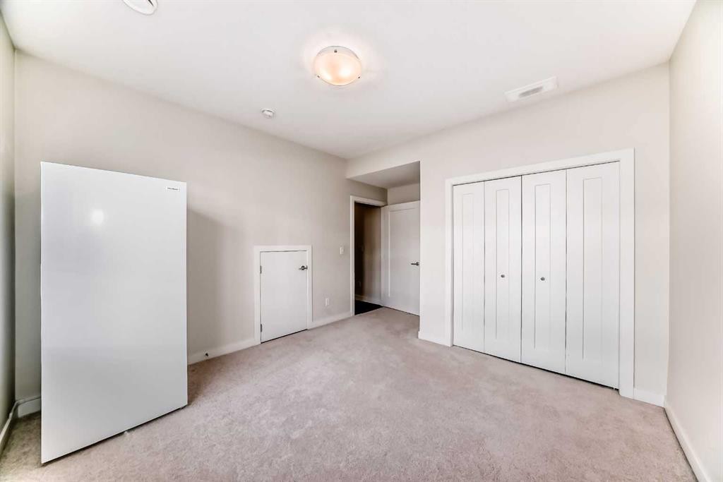 108 Walgrove Cove Se, Calgary, AB - Indoor
