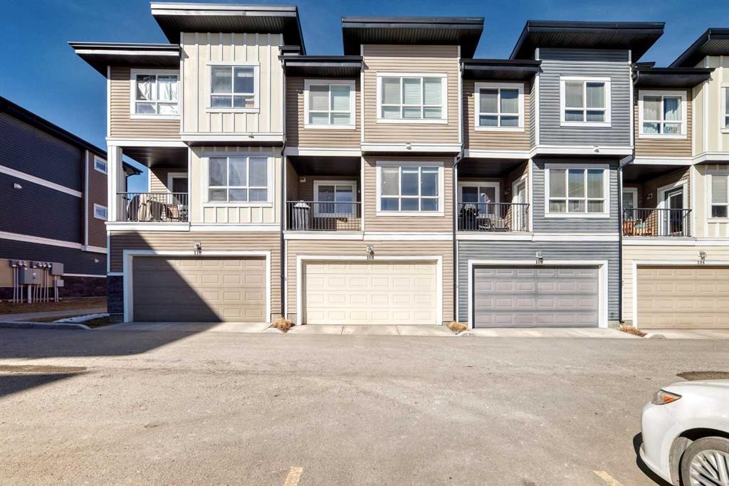 108 Walgrove Cove Se, Calgary, AB - Outdoor With Balcony With Facade