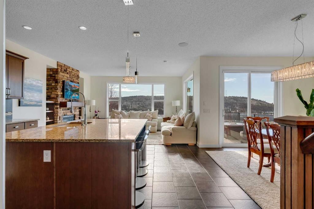 287 Sunset View, Cochrane, AB - Indoor