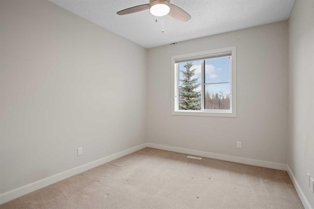 36-351 Monteith Drive Se, High River, AB - Indoor Photo Showing Other Room