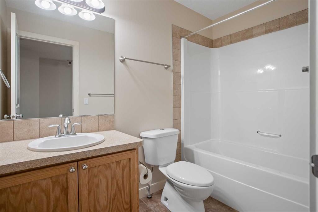 36-351 Monteith Drive Se, High River, AB - Indoor Photo Showing Bathroom
