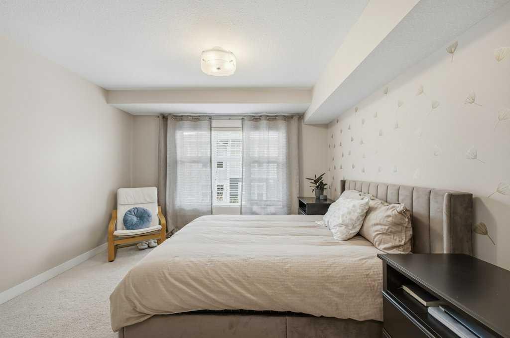 2413-11 Mahogany Row Se, Calgary, AB - Indoor Photo Showing Bedroom