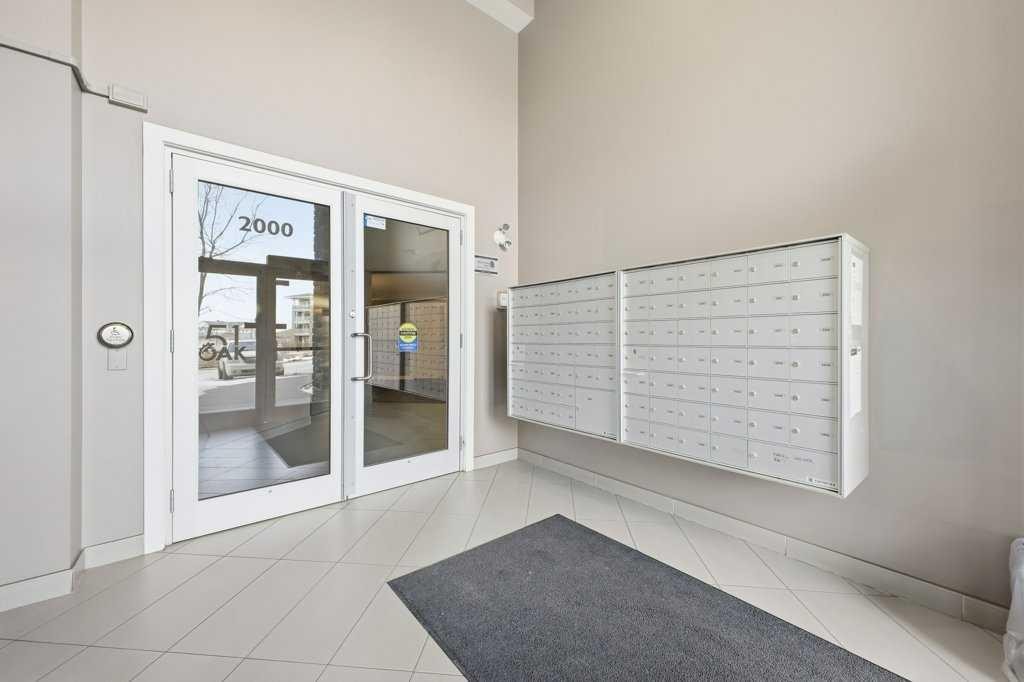 2413-11 Mahogany Row Se, Calgary, AB - Indoor Photo Showing Other Room