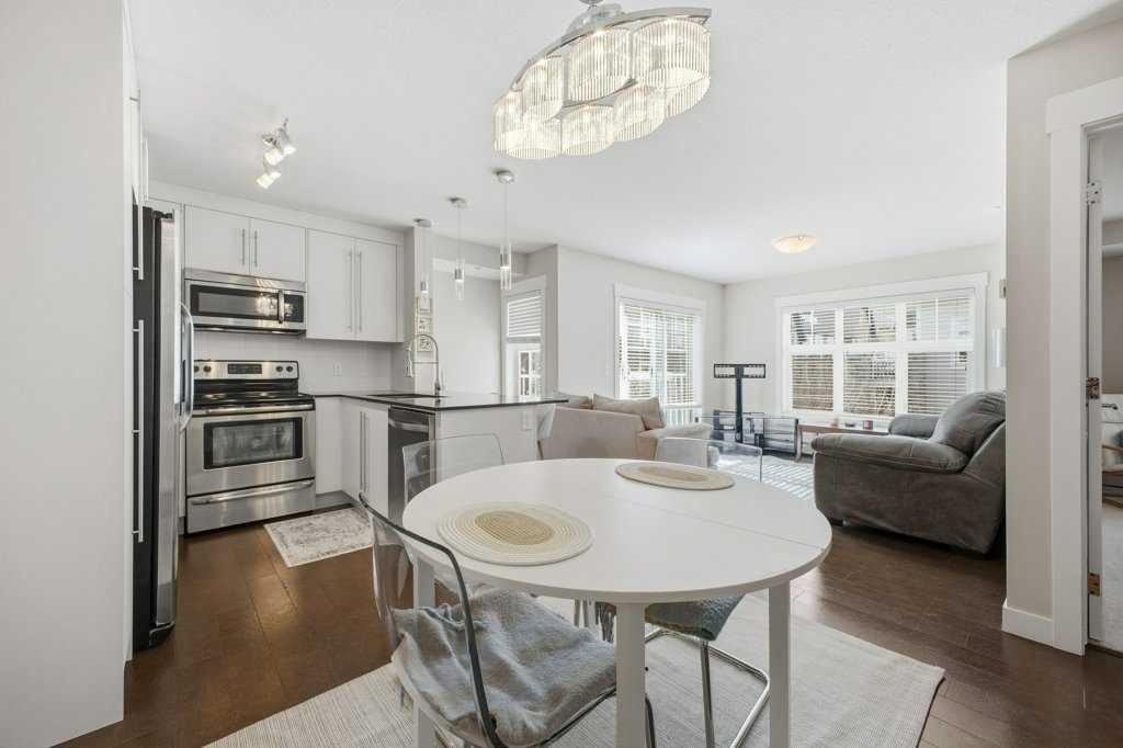 2413-11 Mahogany Row Se, Calgary, AB - Indoor Photo Showing Dining Room