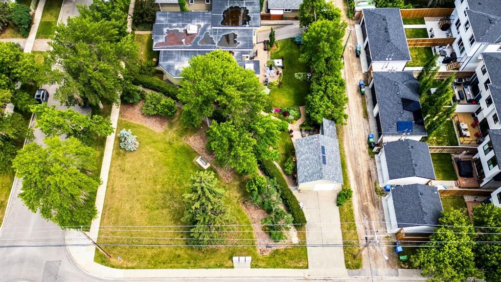 509 15 Avenue Ne, Calgary, AB - Outdoor