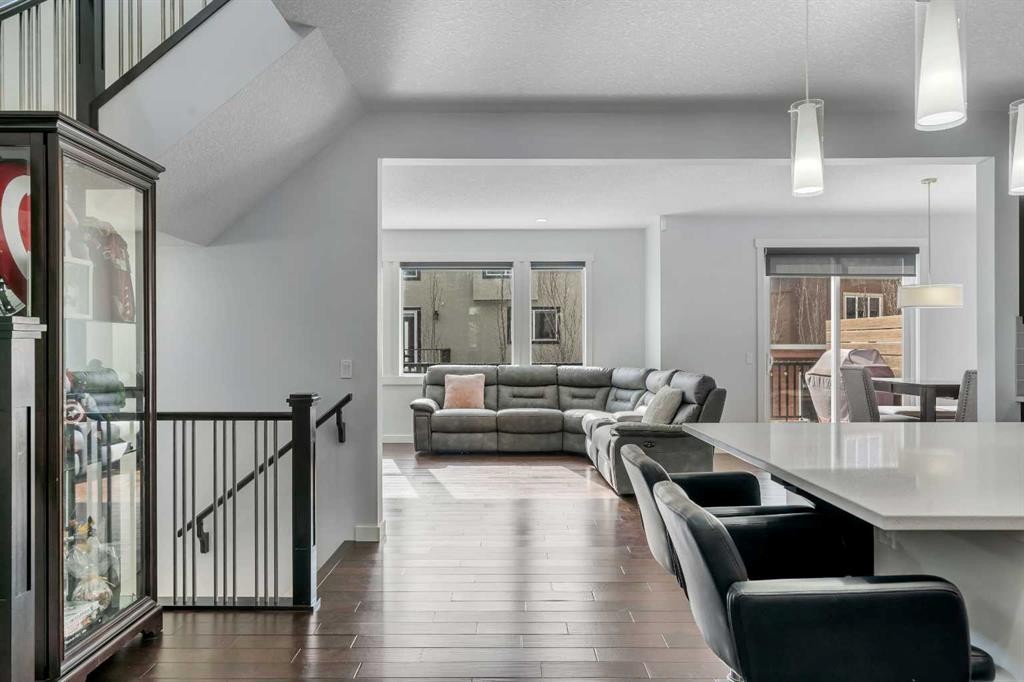 151 Stonemere Green, Chestermere, AB - Indoor