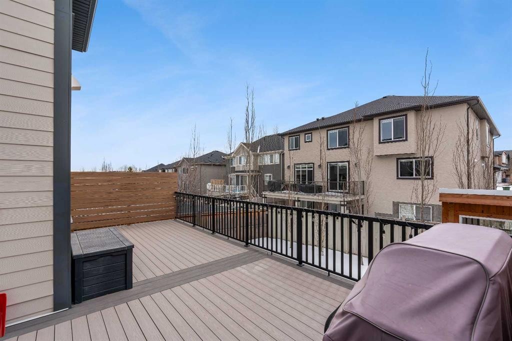 151 Stonemere Green, Chestermere, AB - Outdoor With Exterior