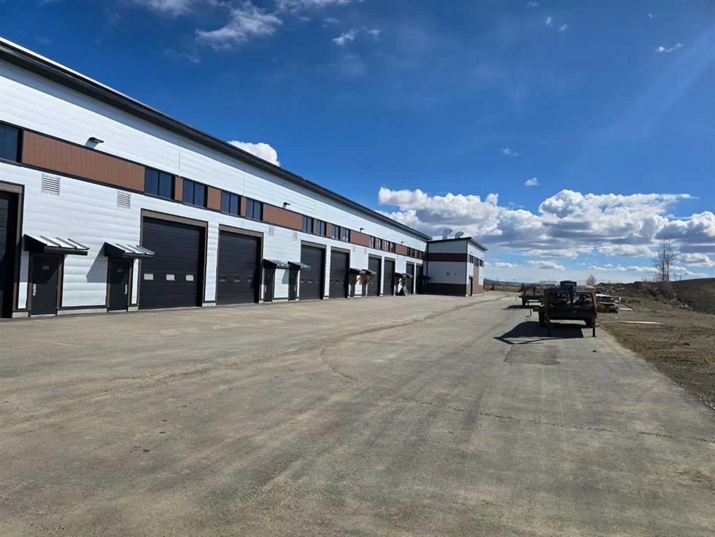 301-5 River Heights Drive, Cochrane, AB