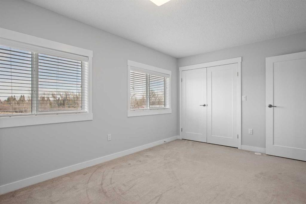 100-351 Monteith Drive Se, High River, AB - Indoor Photo Showing Other Room