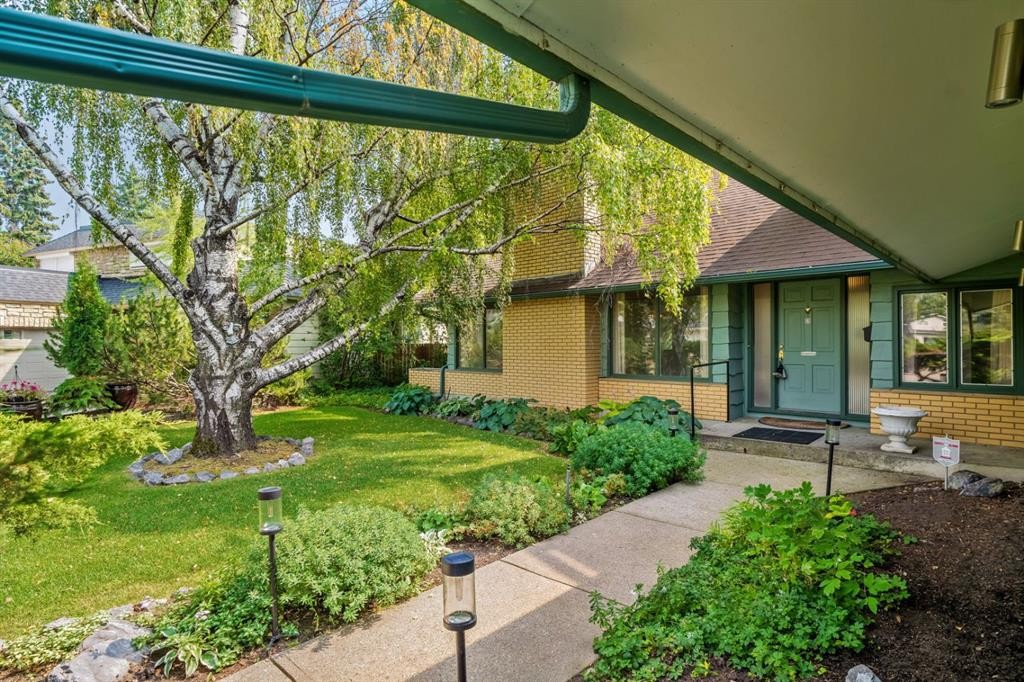 427 Willow Grove Crescent Se, Calgary, AB - Outdoor