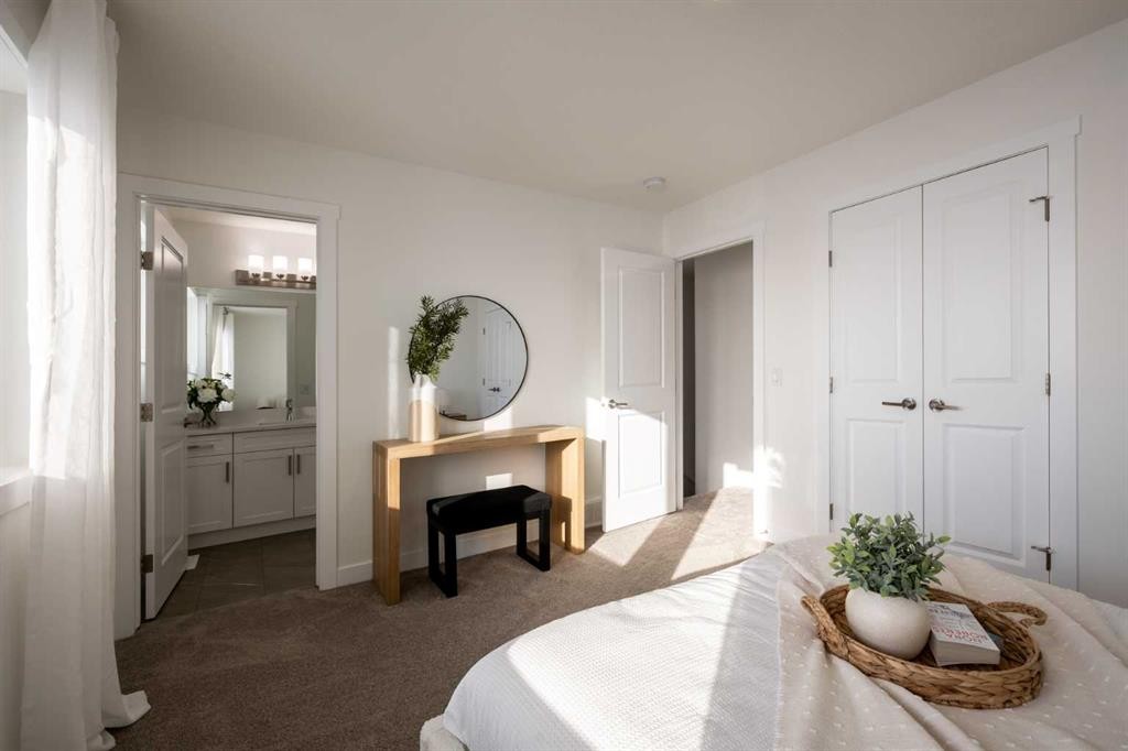 970 Edgefield Avenue, Strathmore, AB - Indoor Photo Showing Bedroom