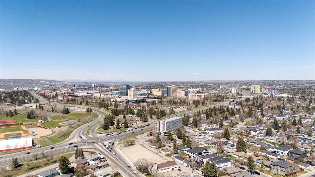 2729 Cochrane Road Nw, Calgary, AB - Outdoor With View