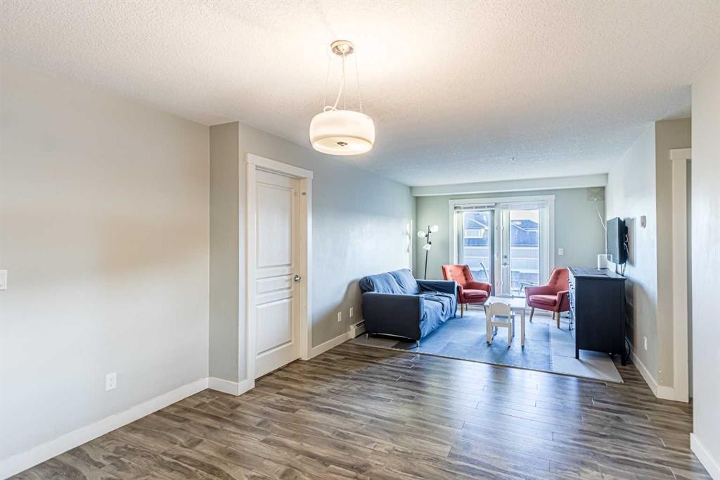 302-2300 Evanston Square Nw, Calgary, AB - Indoor