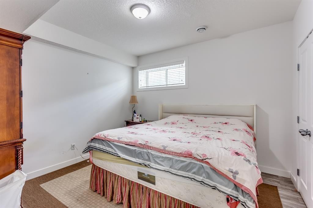 379 Skyview Shores Manor Ne, Calgary, AB - Indoor Photo Showing Bedroom