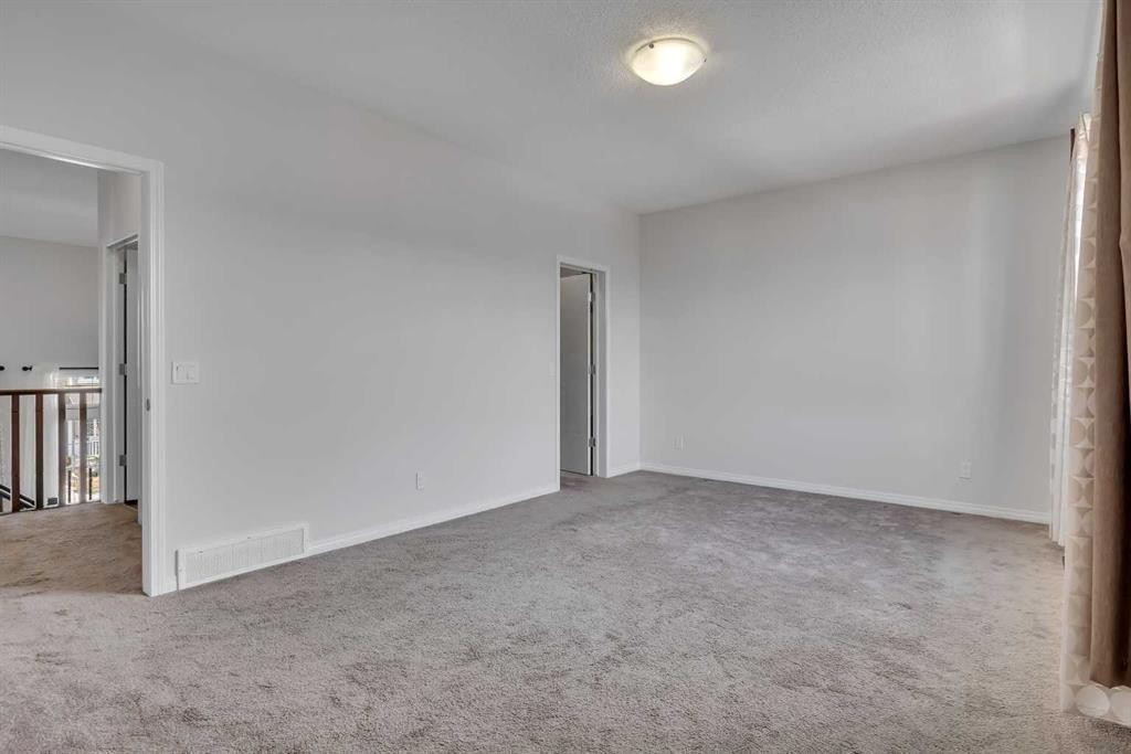 44 Cityside Rise Ne, Calgary, AB - Indoor Photo Showing Other Room