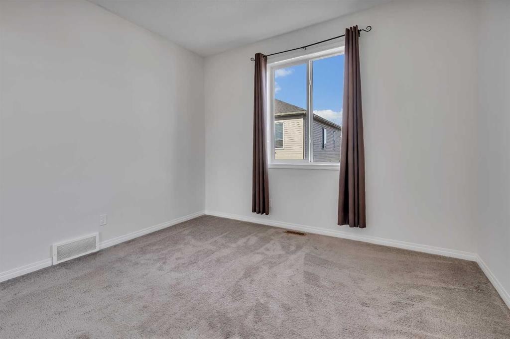 44 Cityside Rise Ne, Calgary, AB - Indoor Photo Showing Other Room