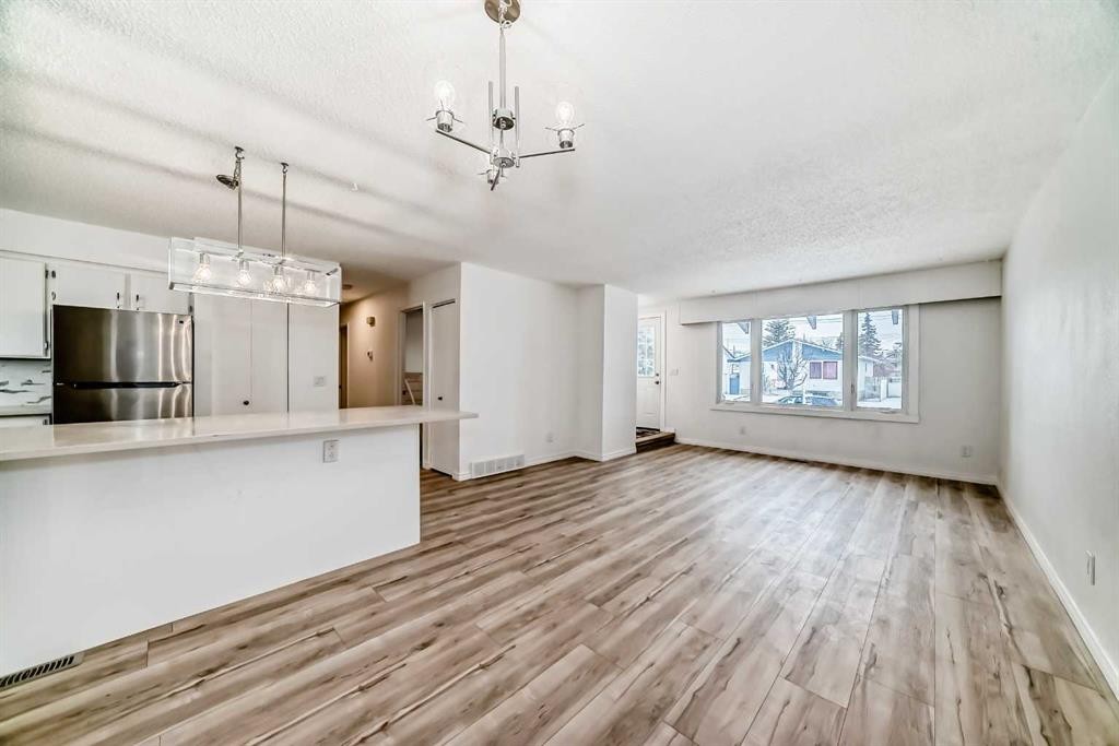 23 Marbank Way Ne, Calgary, AB - Indoor Photo Showing Kitchen