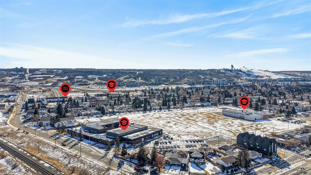 403 Bow Grove Nw, Calgary, AB - Outdoor With View