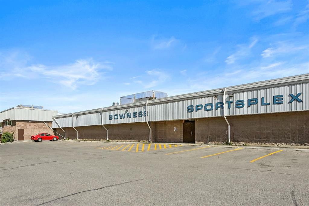 403 Bow Grove Nw, Calgary, AB - Outdoor