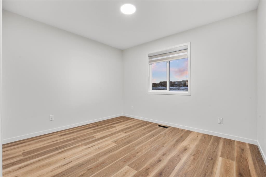 353 Herron Mews Ne, Calgary, AB - Indoor Photo Showing Other Room