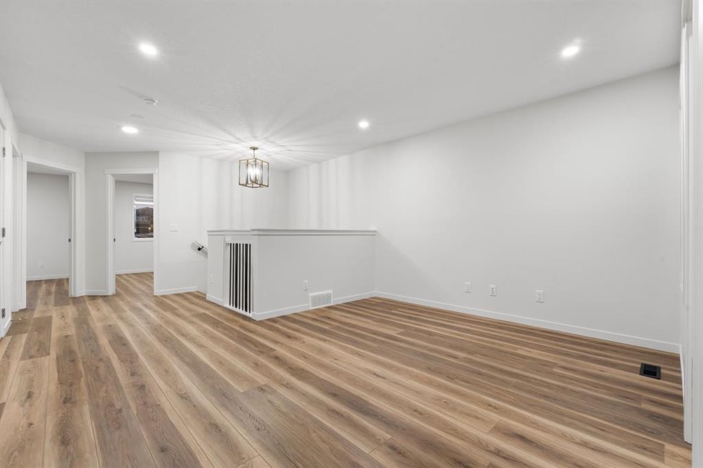 353 Herron Mews Ne, Calgary, AB - Indoor Photo Showing Other Room