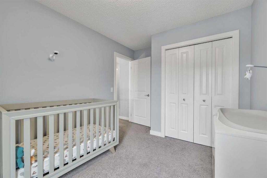 78 Sage Bluff View Nw, Calgary, AB - Indoor Photo Showing Bedroom