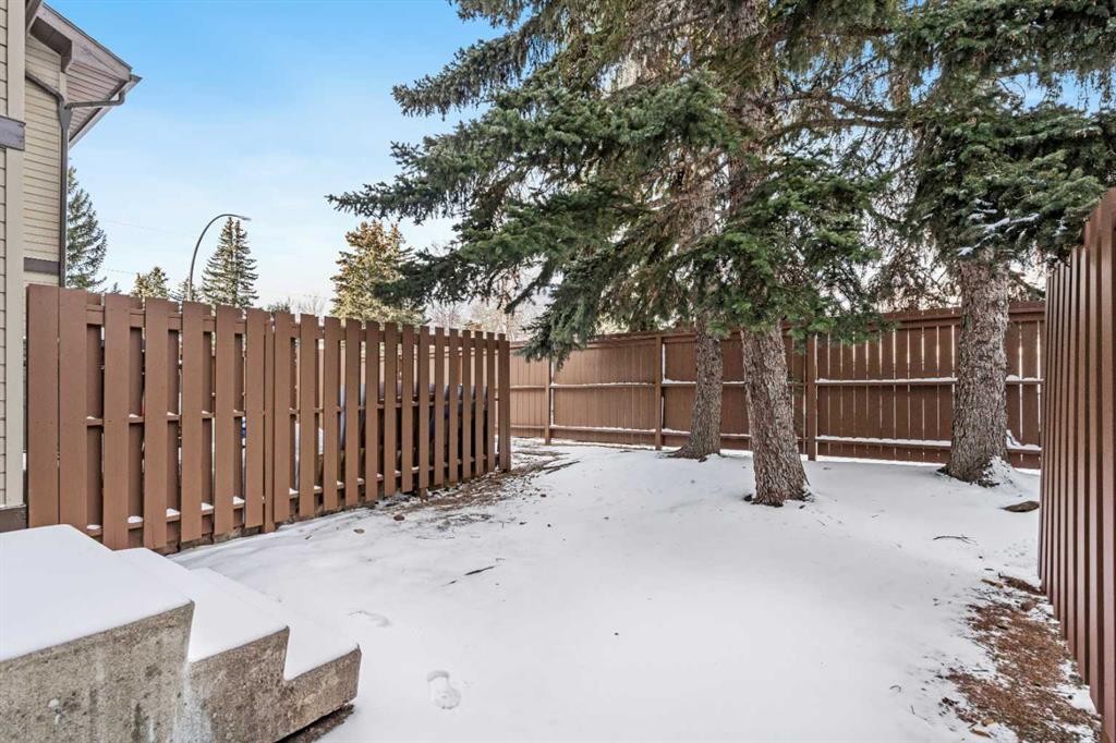 49 Range Gardens Nw, Calgary, AB - Outdoor