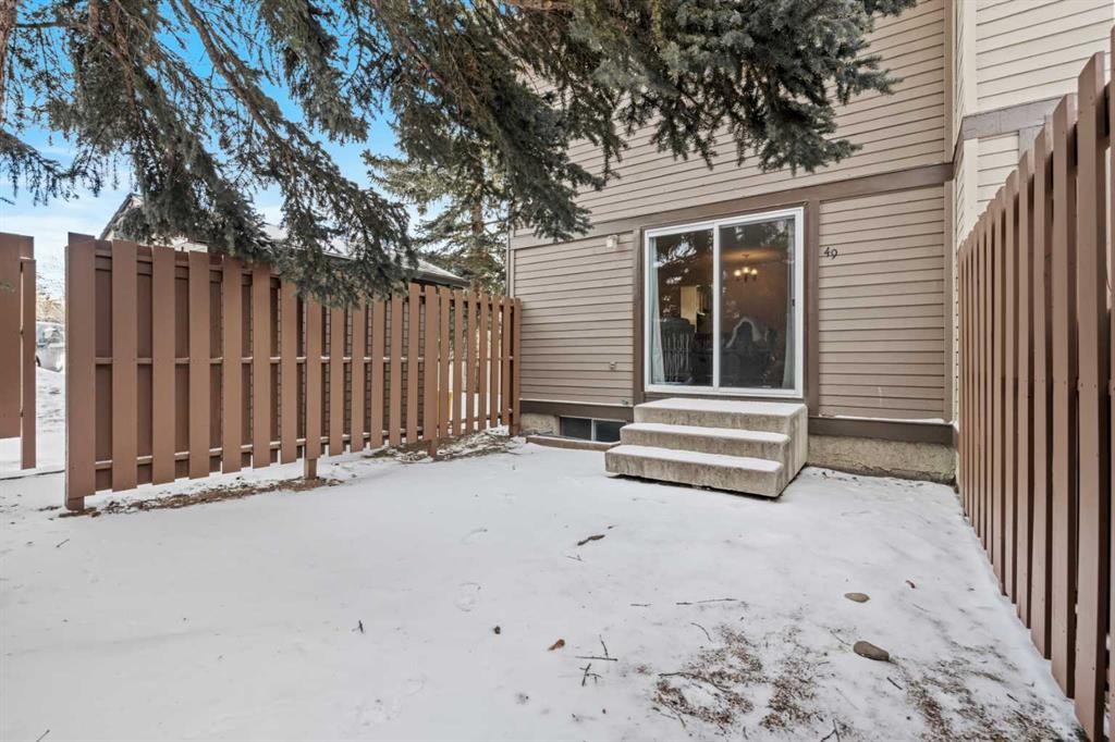 49 Range Gardens Nw, Calgary, AB - Outdoor