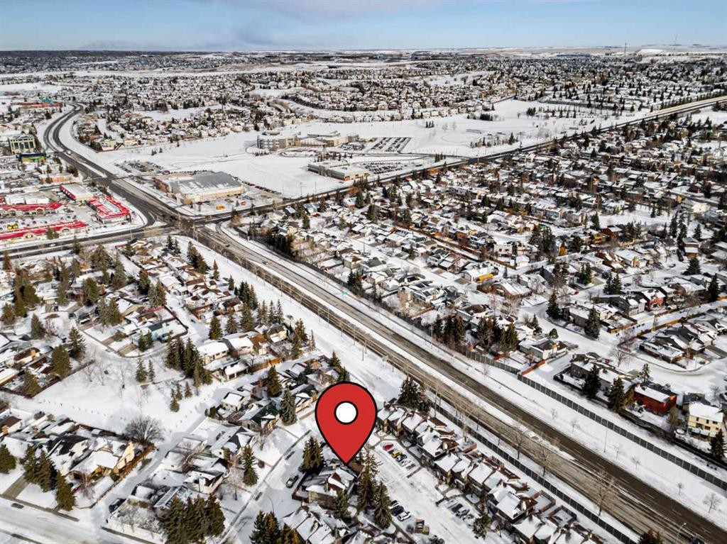 49 Range Gardens Nw, Calgary, AB - Outdoor With View