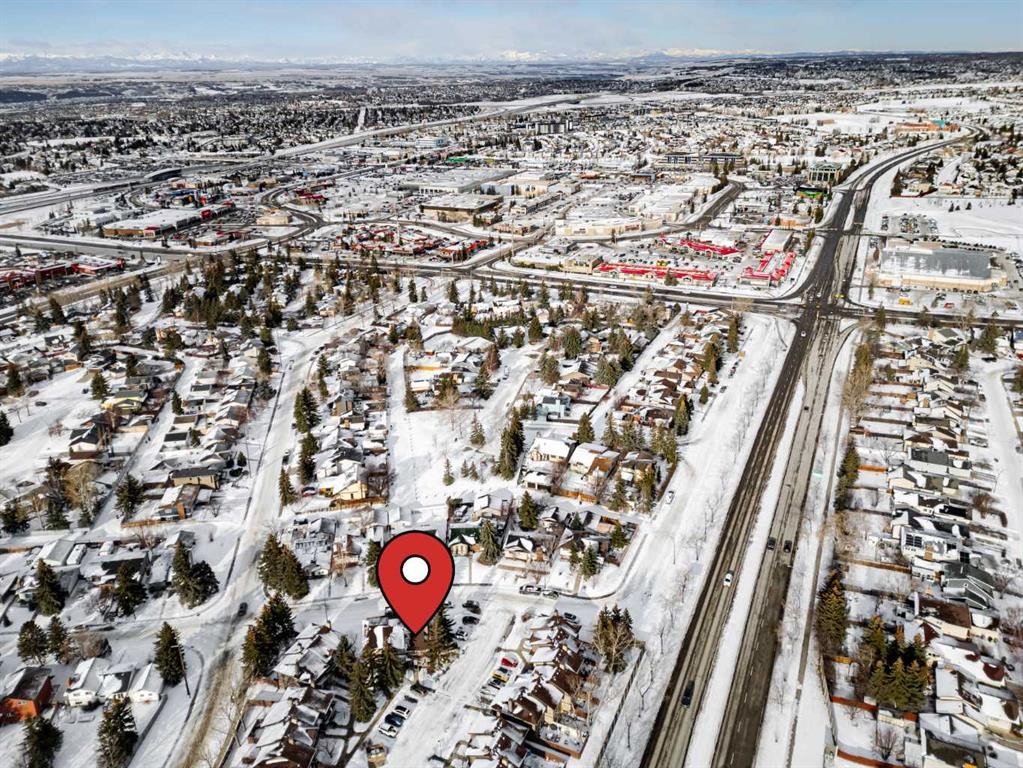 49 Range Gardens Nw, Calgary, AB - Outdoor With View