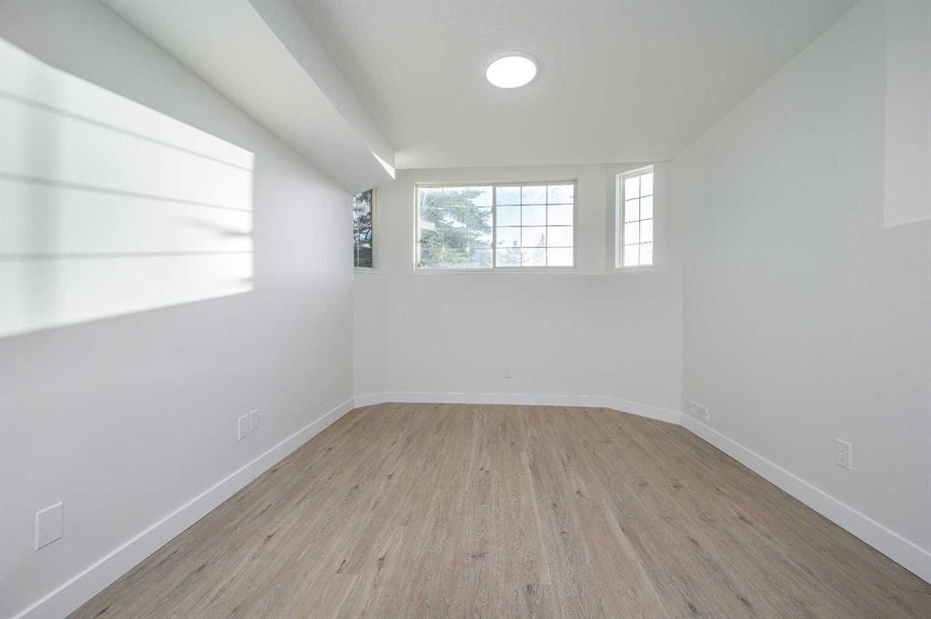 4249 Catalina Boulevard Ne, Calgary, AB - Indoor Photo Showing Other Room