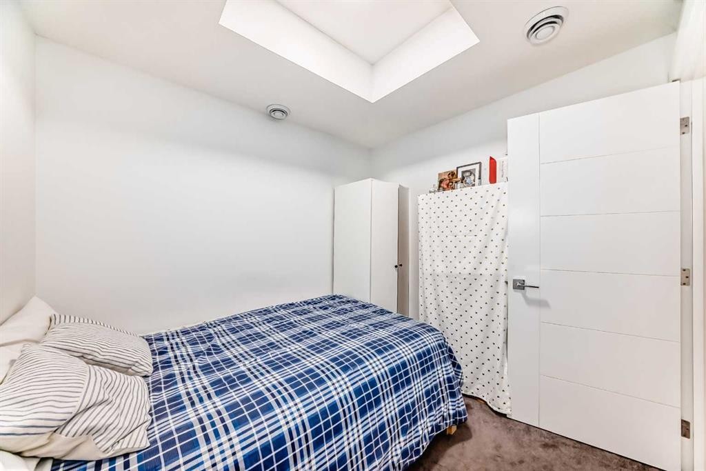 4697 Seton Drive Se, Calgary, AB - Indoor Photo Showing Bedroom