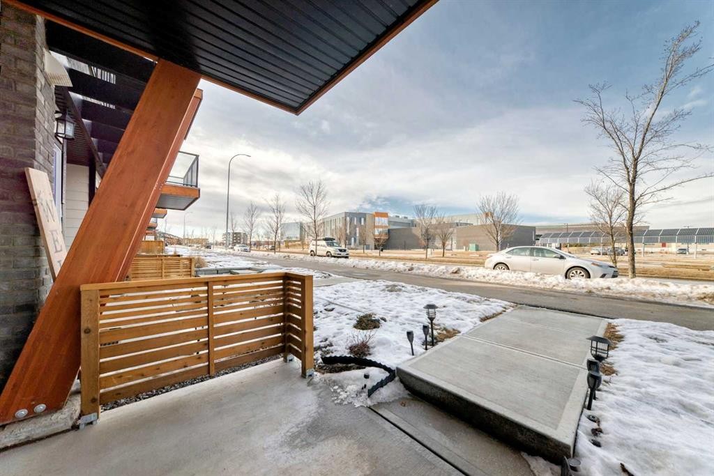 4697 Seton Drive Se, Calgary, AB - Outdoor