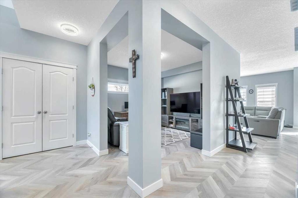260 Ranch Close, Strathmore, AB - Indoor Photo Showing Other Room