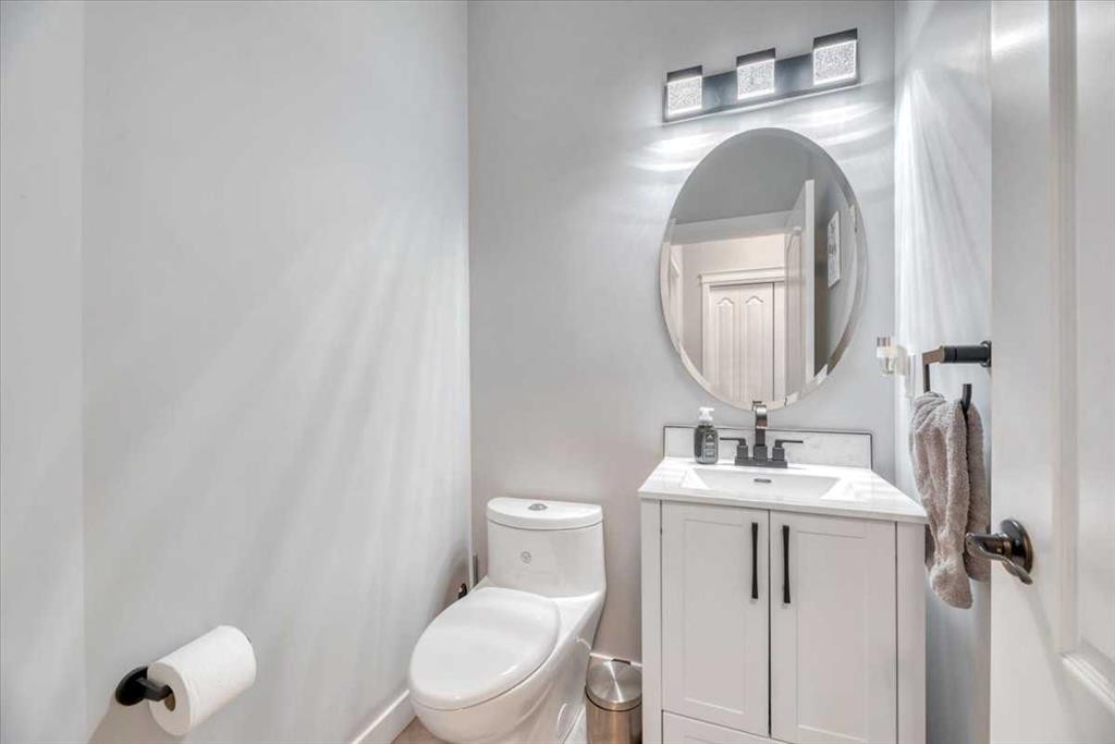 260 Ranch Close, Strathmore, AB - Indoor Photo Showing Bathroom