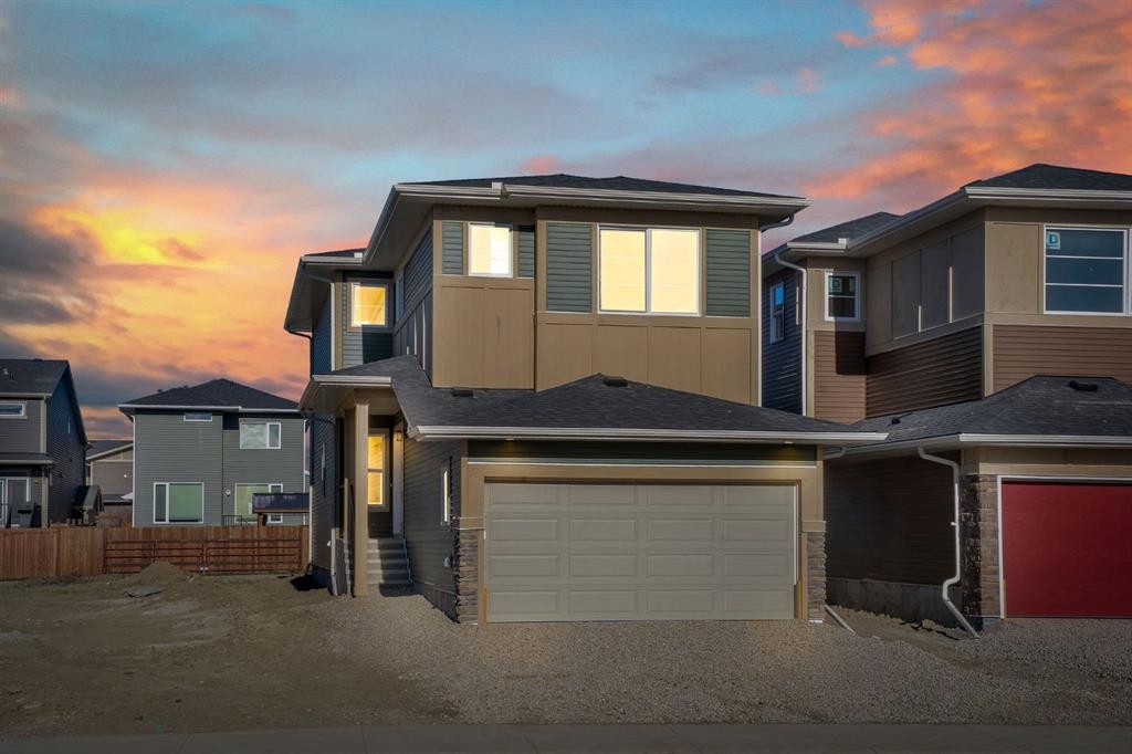 11 Fireside Common, Cochrane, AB - Outdoor