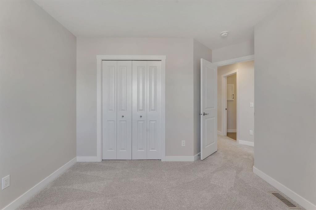 11 Fireside Common, Cochrane, AB - Indoor