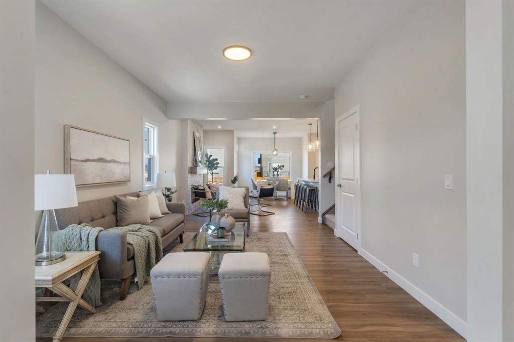 11 Fireside Common, Cochrane, AB - Indoor Photo Showing Living Room